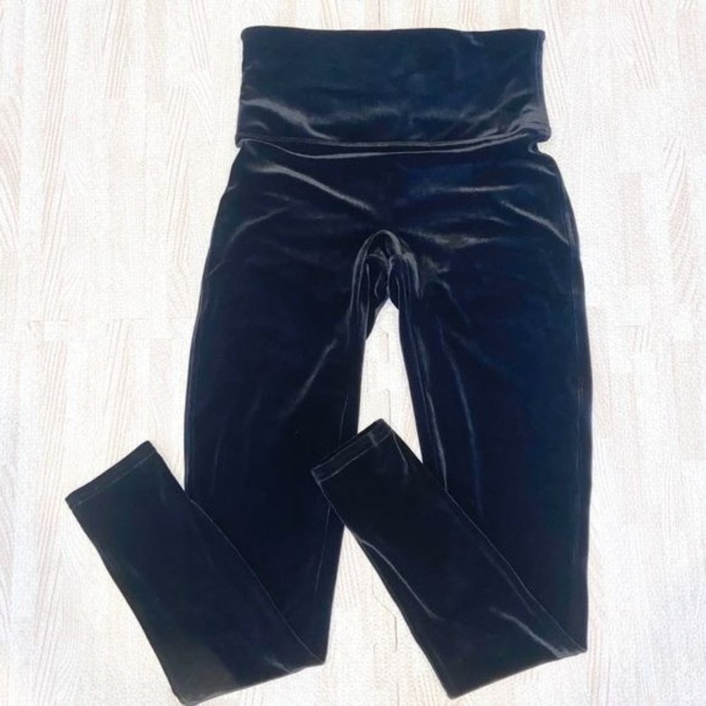 SPANX Black Velvet High Waisted Leggings Large